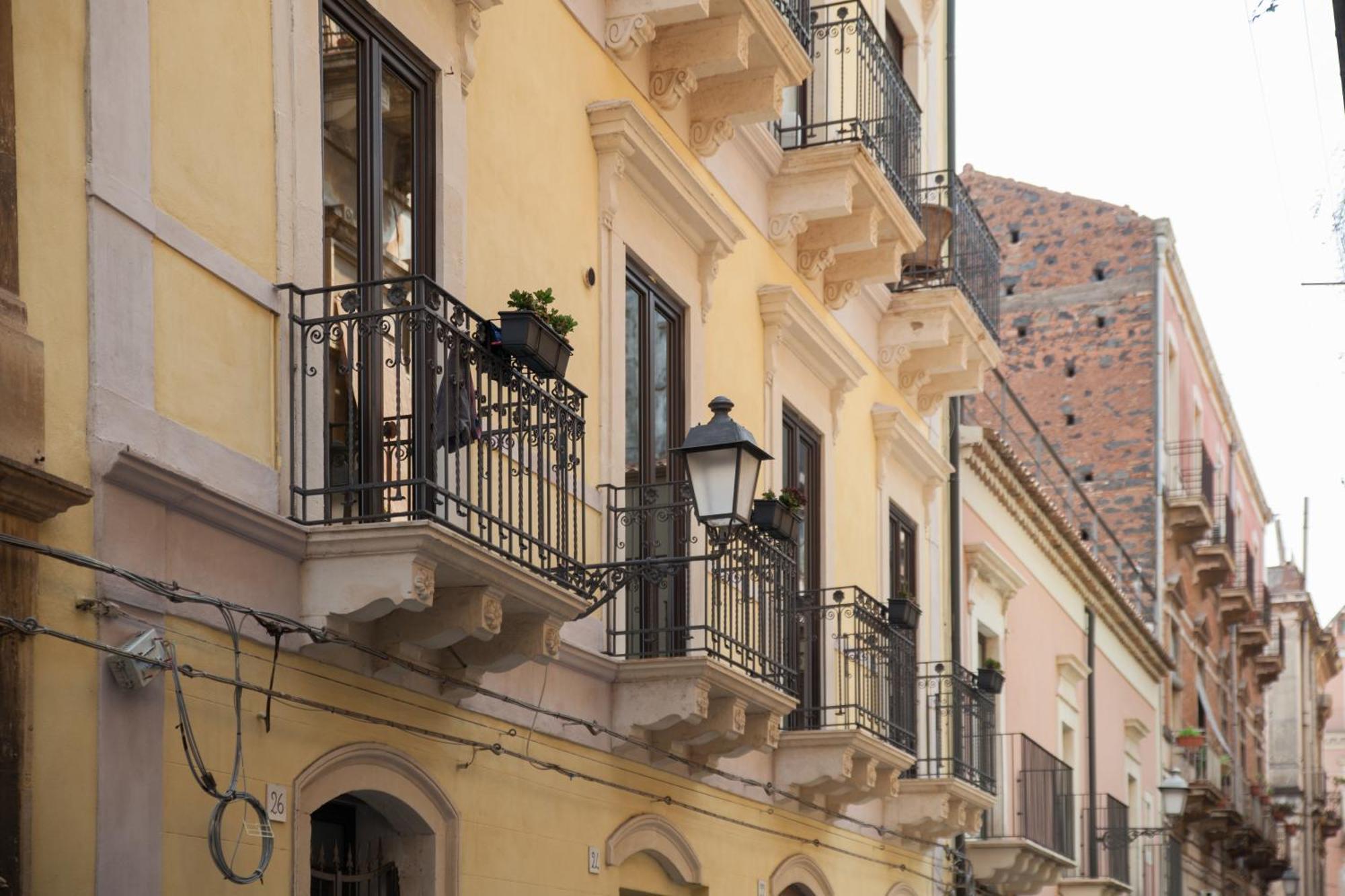 Sisto18 Bed & Breakfast Catania Ngoại thất bức ảnh